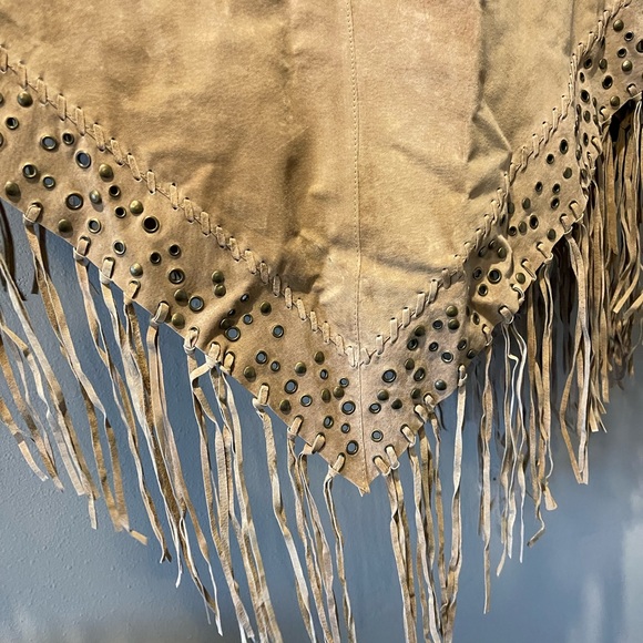 Newport News Leather Fringe and Grommet shawl - Picture 6 of 16